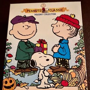 Peanuts Classic Holiday Collection